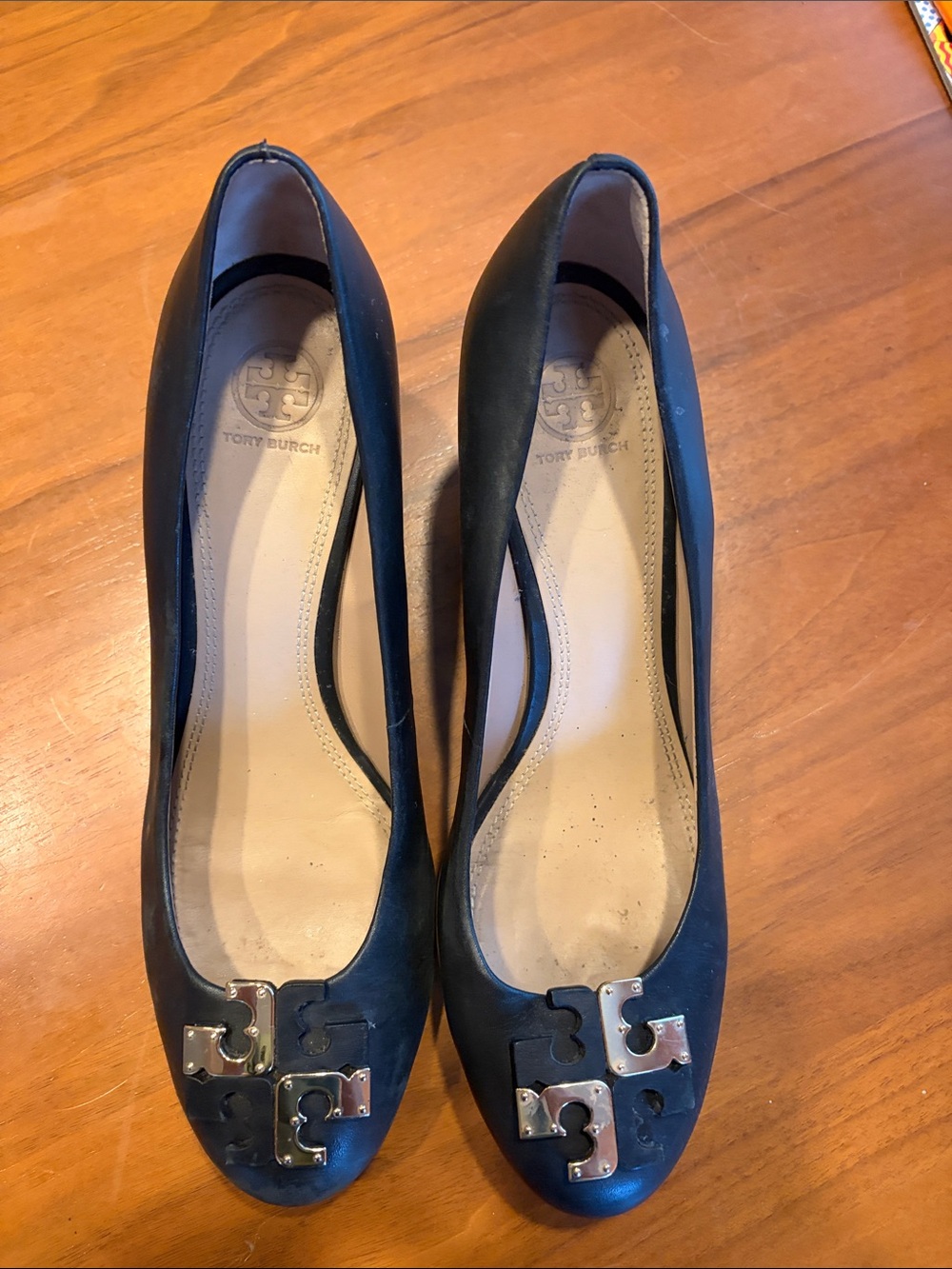 Tory Burch Black Leather Logo-Plate Ballet Flats